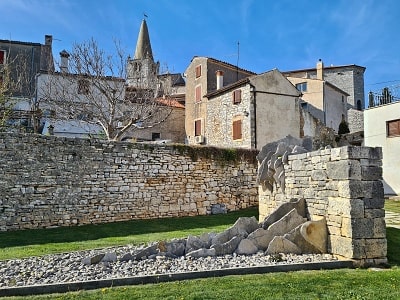 Bale - středověké městečko na chorvatské Istrii